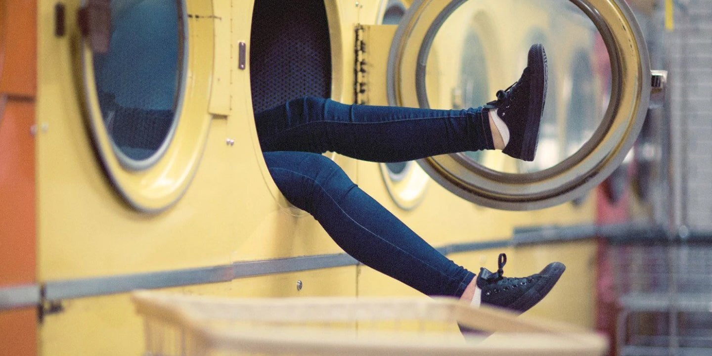 Jeans in hot sale washing machine