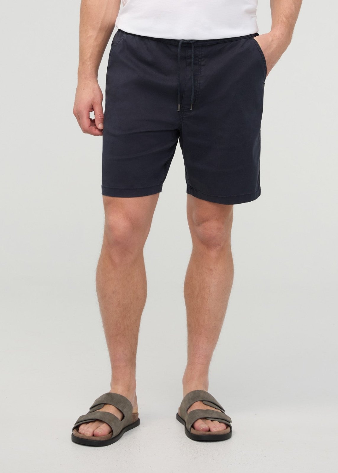 Men’s Navy Stretch Travel Shorts front