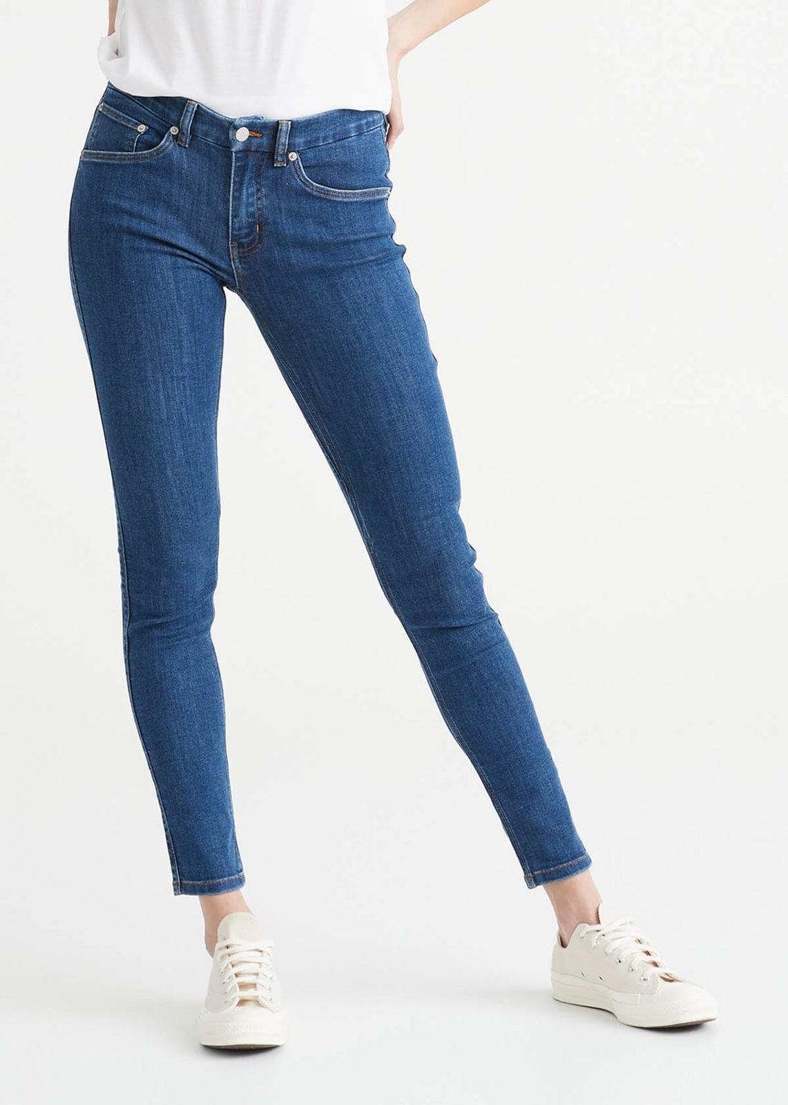 Women's Medium Blue Mid Rise Skinny Fit Stretch Jeans Front