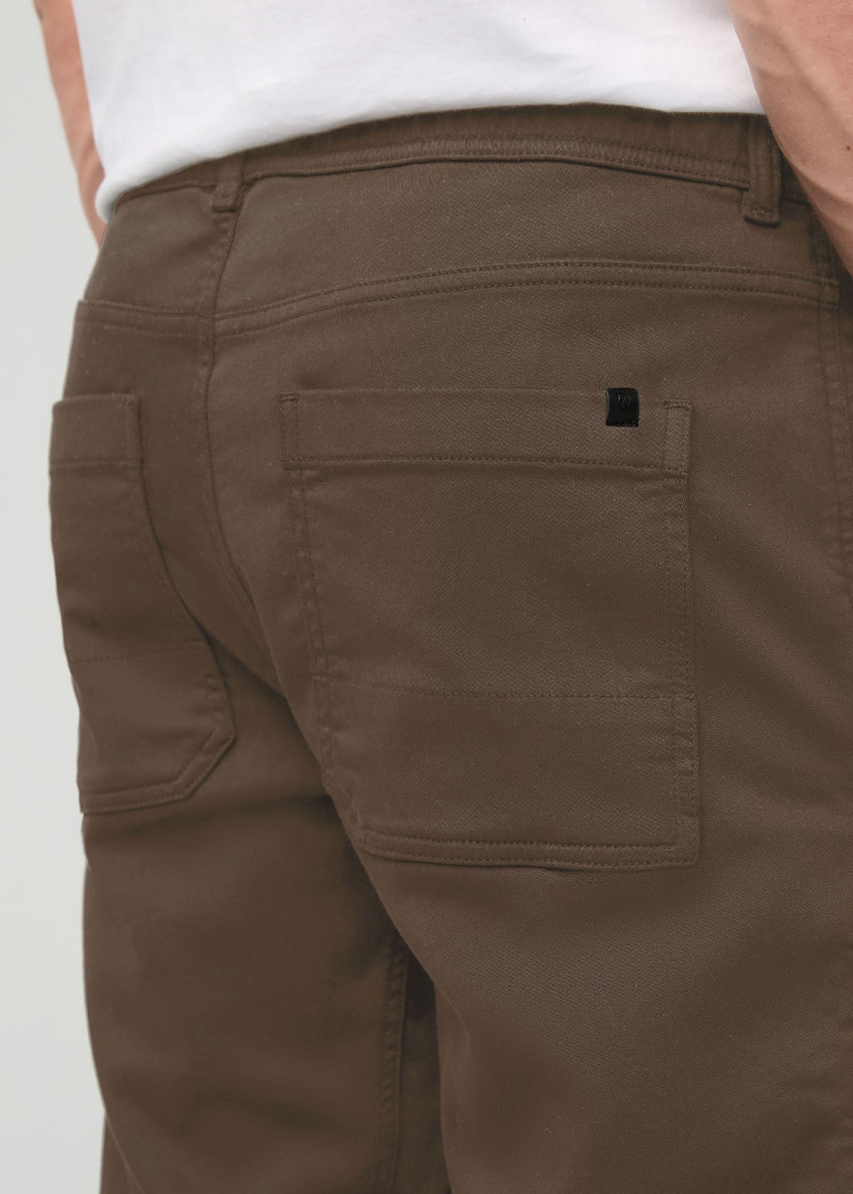 Men's Canteen No Sweat Jogger Back Pocket