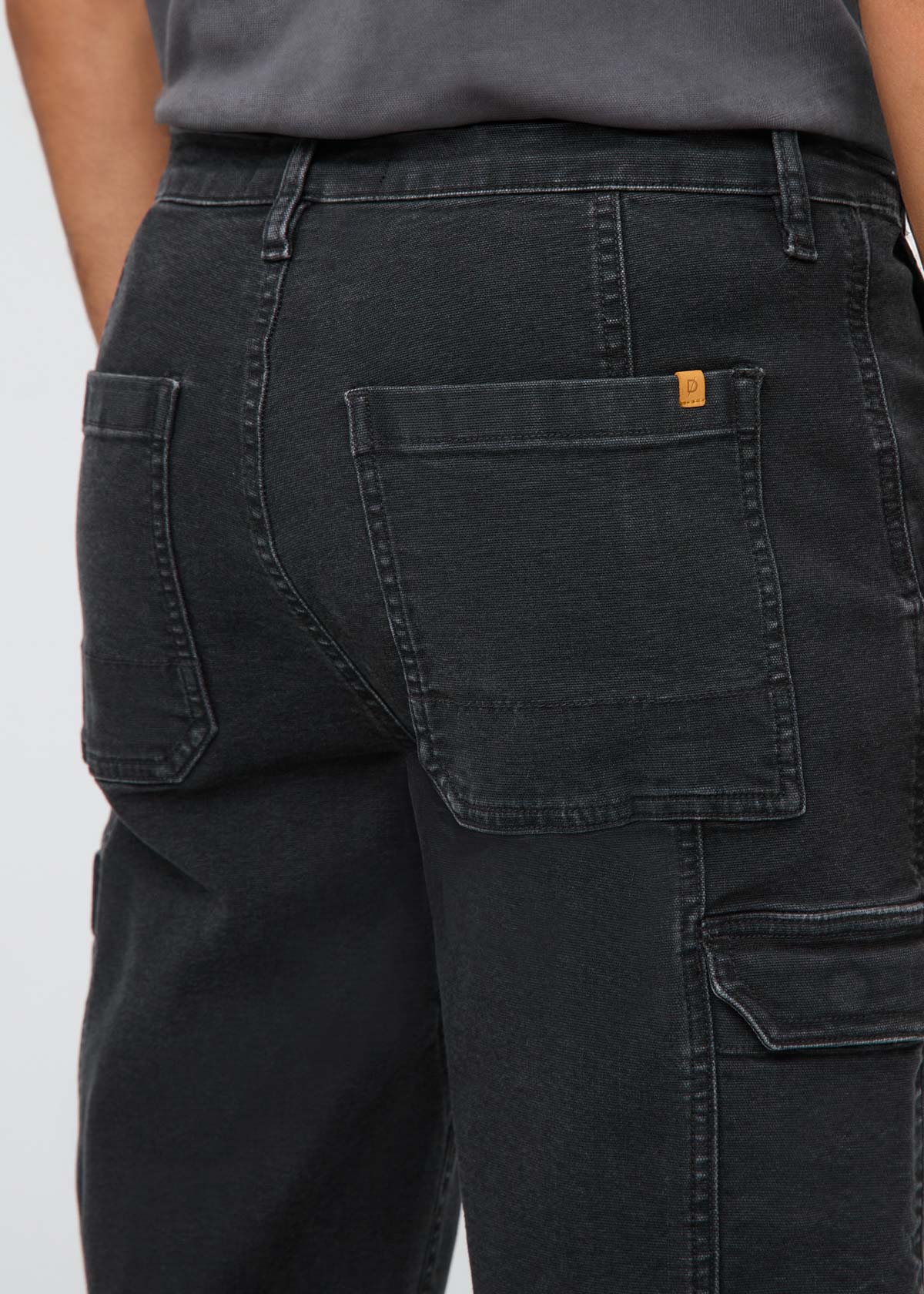 mens black 7 pocket stretch canvas pants back waistband and pocket details