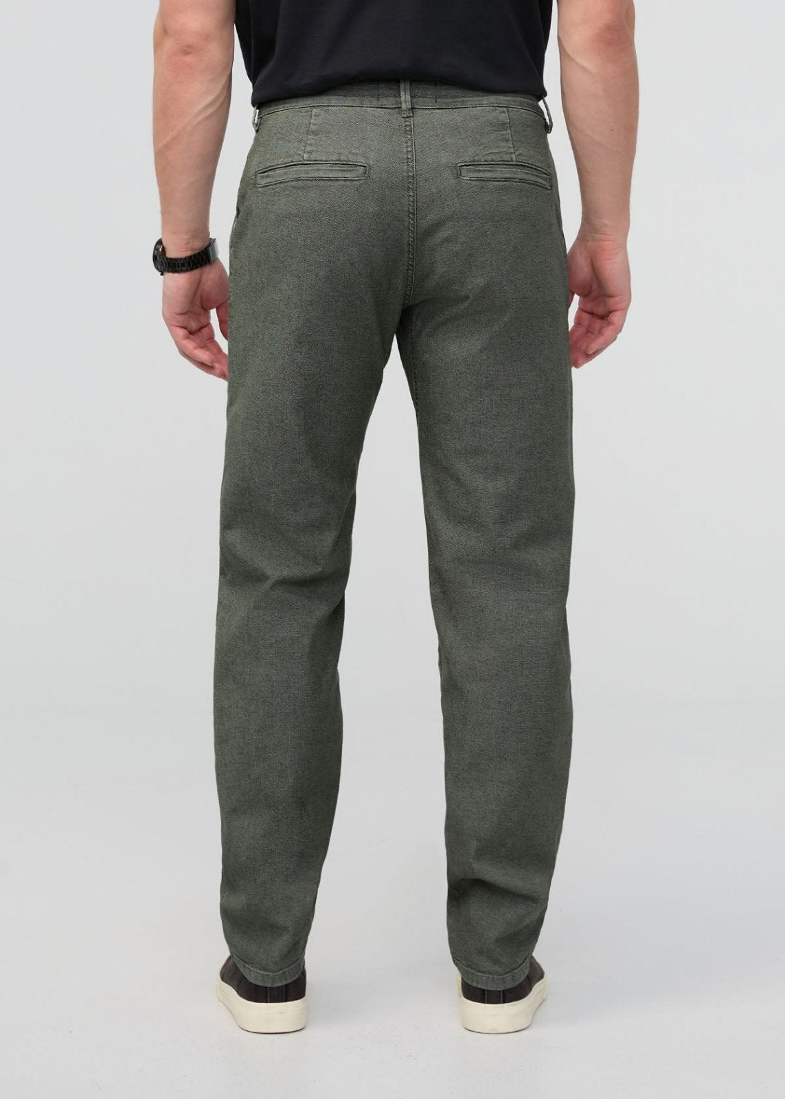 Men's Black Spruce Stretch Canvas Relaxed Straight Chino back