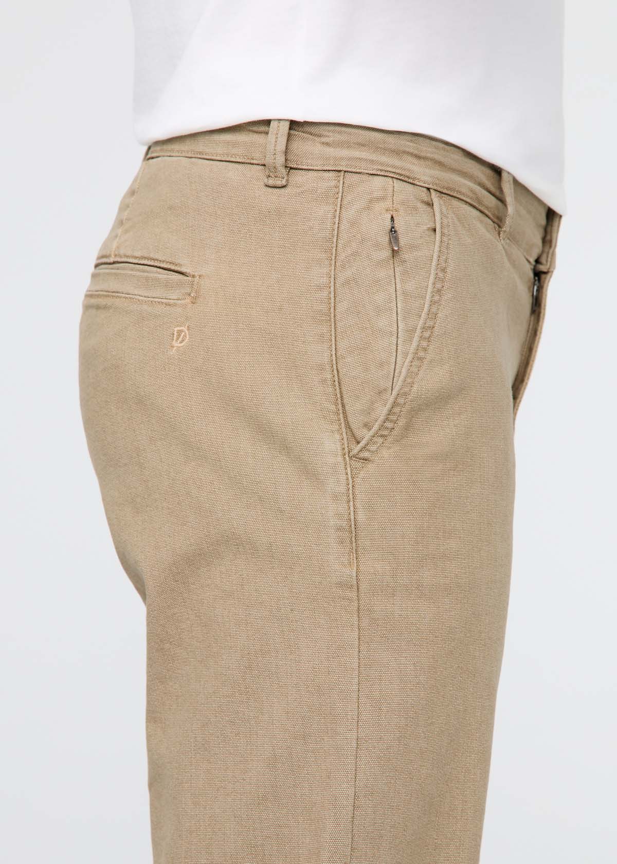 Men's Light Brown Stretch Canvas Relaxed Straight Chino Side Detail