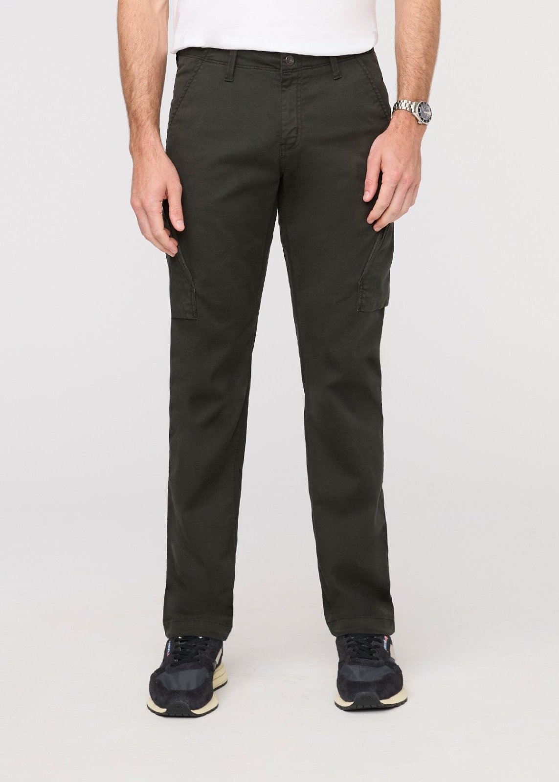 Men's Evergreen Relaxed Water Resistant Cargo Pant Front