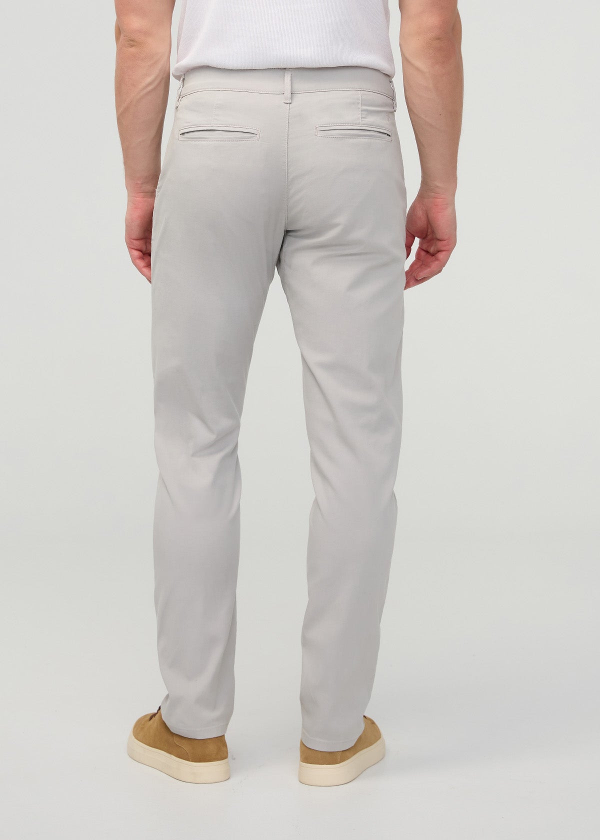 Men's Mist Lightweight Relaxed Taper Chino Pant back
