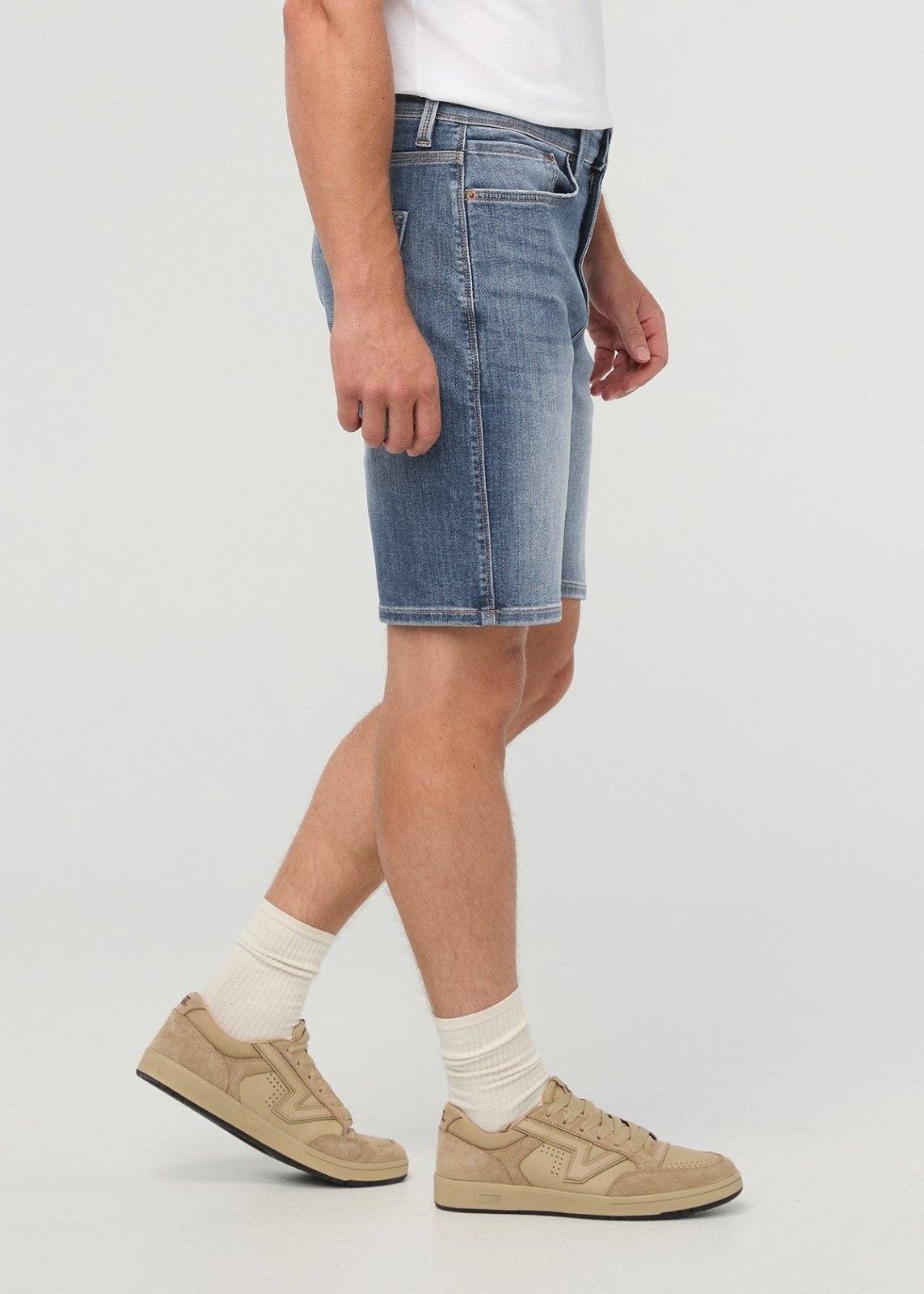 Performance Denim+ Relaxed Short - Vintage Indigo