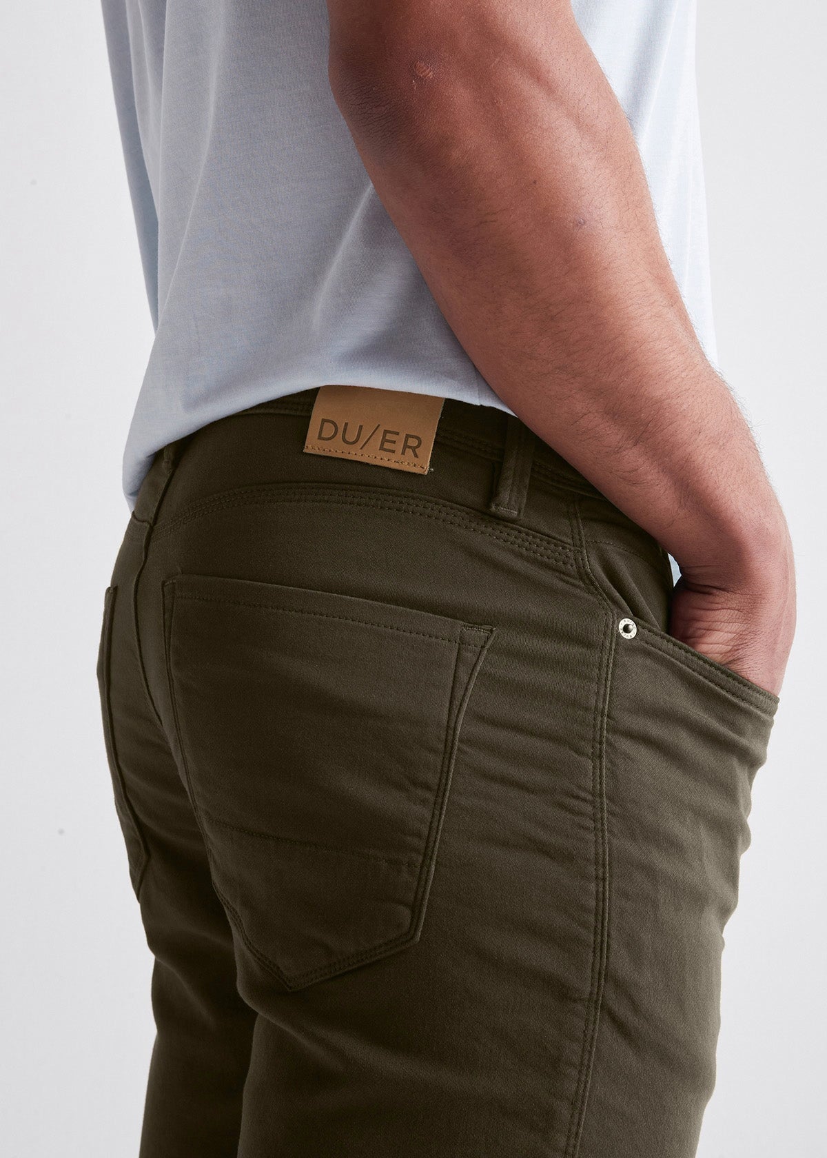 men's army green relaxed fit performance short back detail