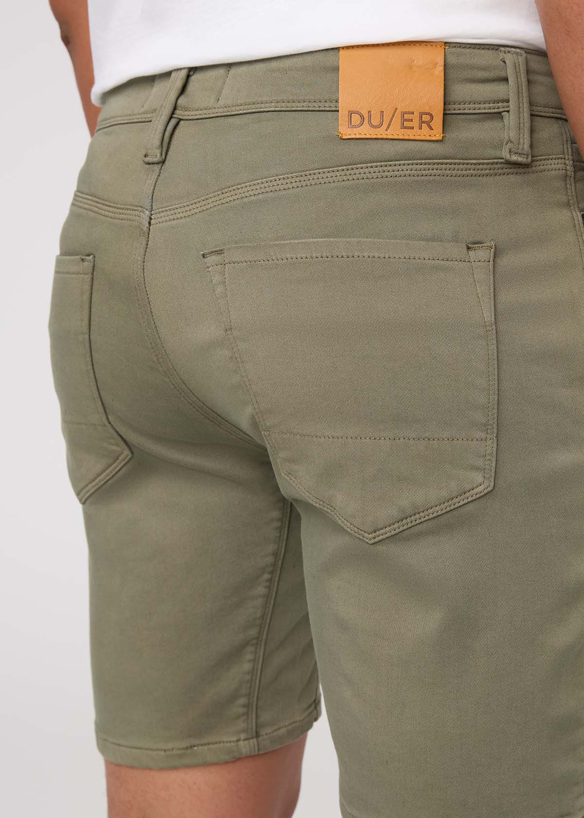 Men's Light Fern Relaxed Fit Performance Short back pocket