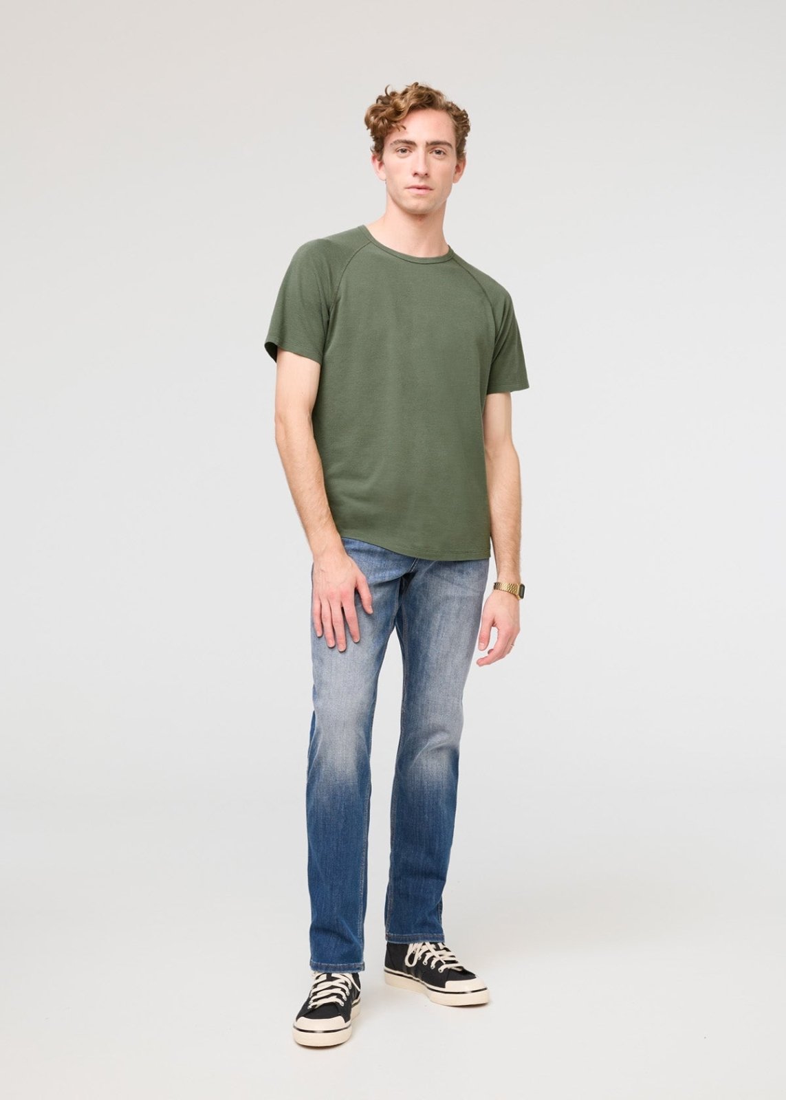 mens breathable green tee full body