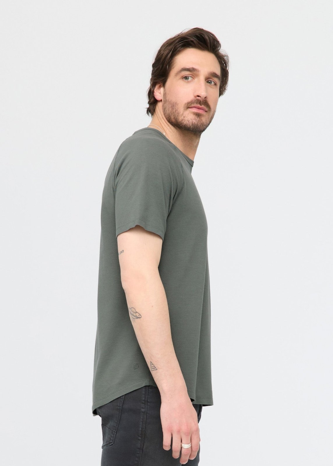 mens breathable thyme t-shirt side