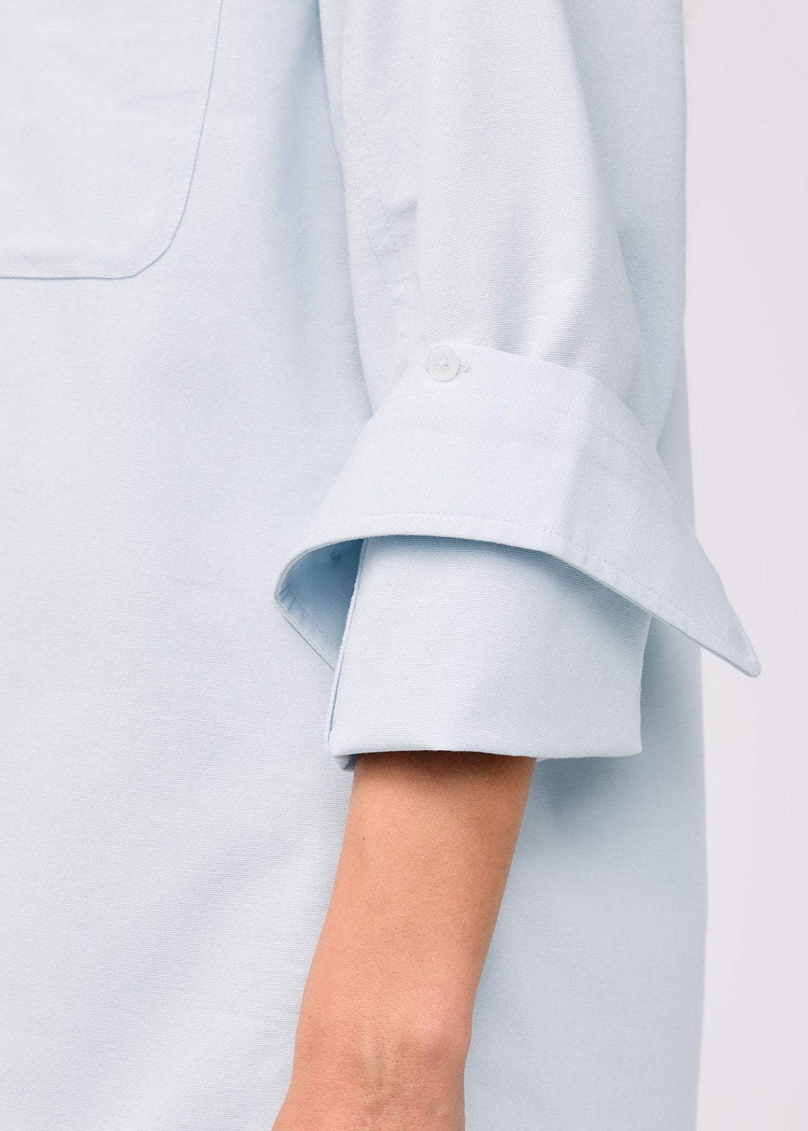 women's fog blue oxford relaxed button down convertible sleeve  2