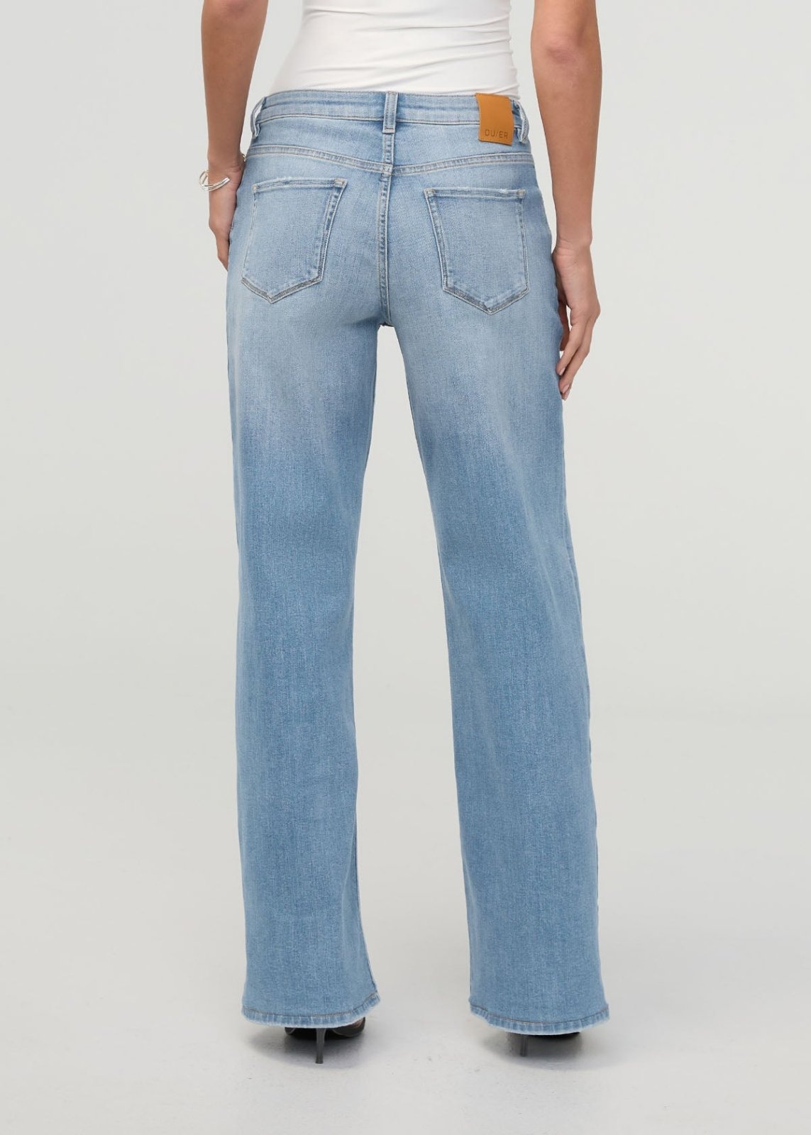 Women's Current Blue Mid Rise Loose Straight Jeans Back