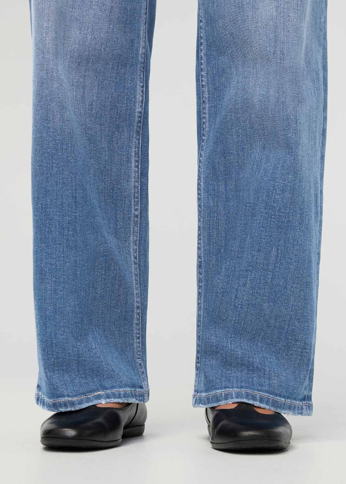 Women's Vintage Seaside Blue Mid Rise Loose Straight Jeans Ankle