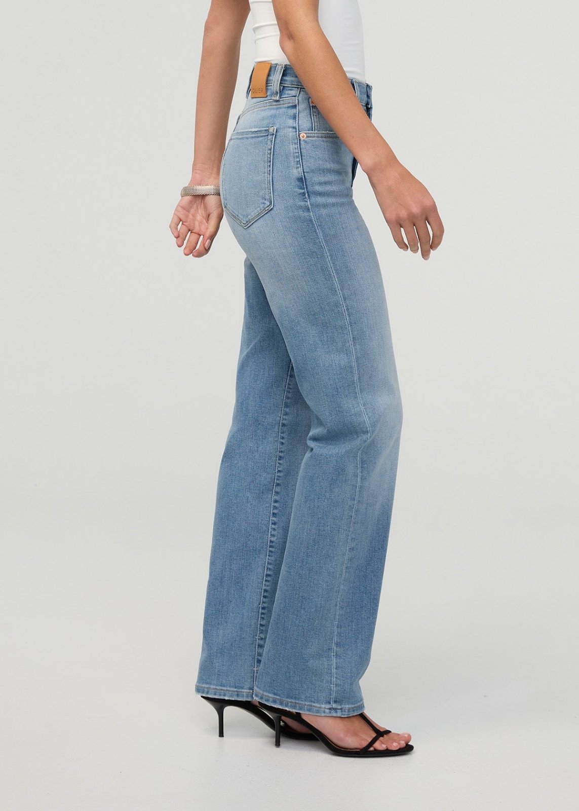 women's current high rise straight jeans side