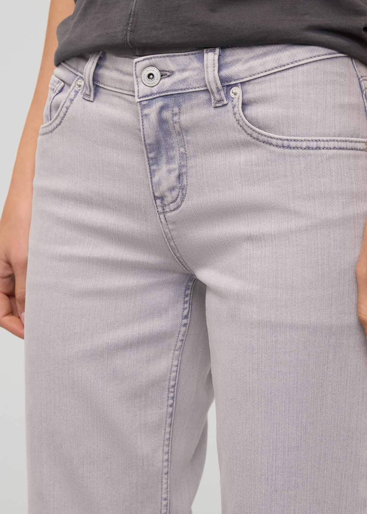 Women's Quartz Fade Mid Rise Straight Stretch Jeans front waistband detail