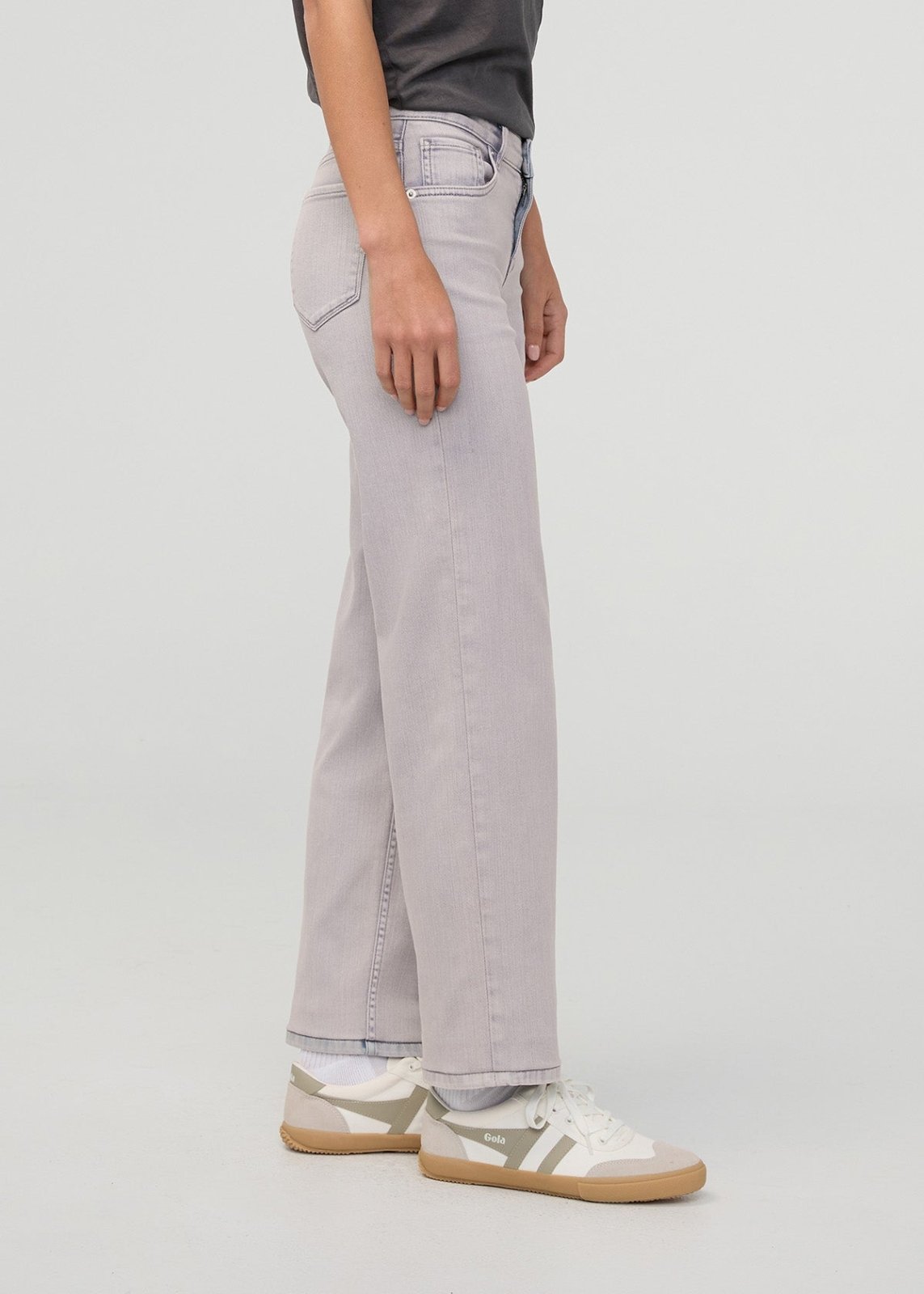 Women's Quartz Fade Mid Rise Straight Stretch Jeans side