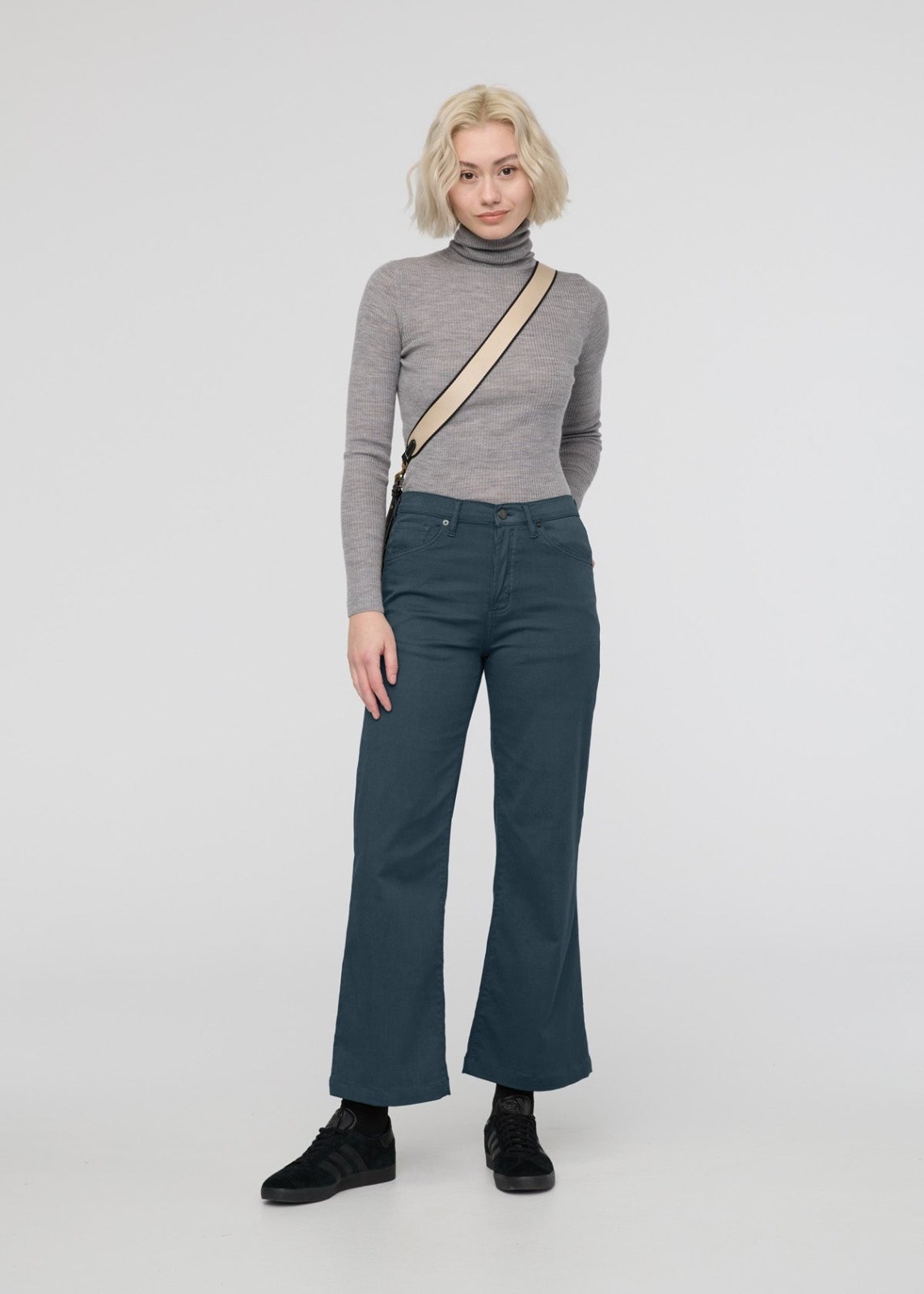 Women's High Rise Sail Wide Leg Pant Full Body