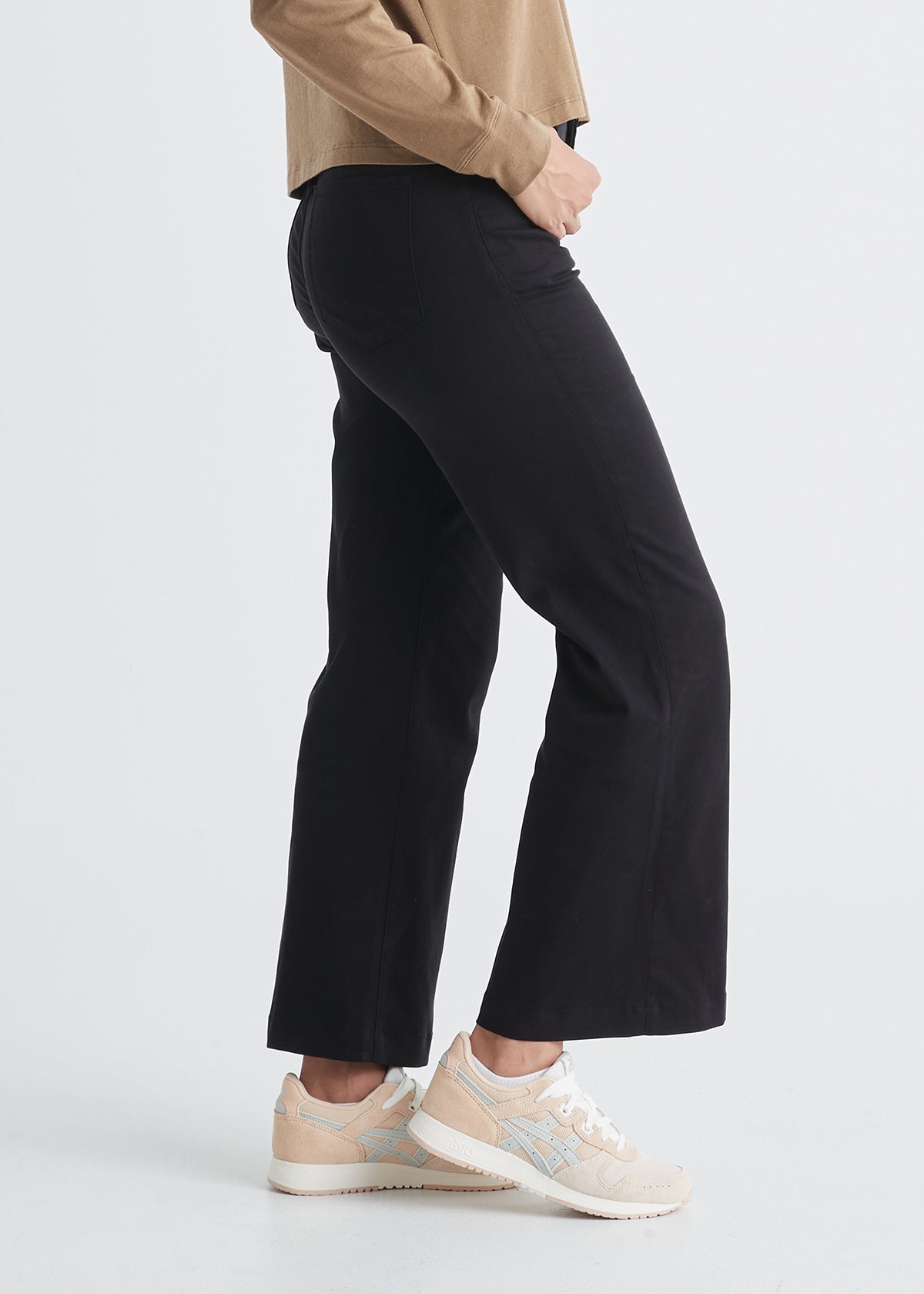 Women's High Rise Black Wide Leg Pant Side