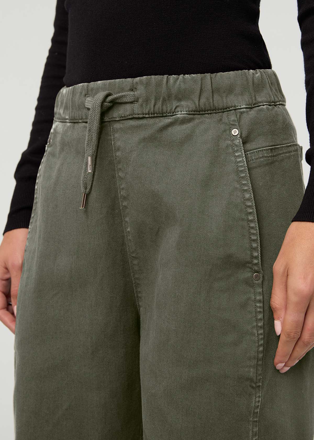 Women's Thyme Barrel Pull On Pant waist band detail