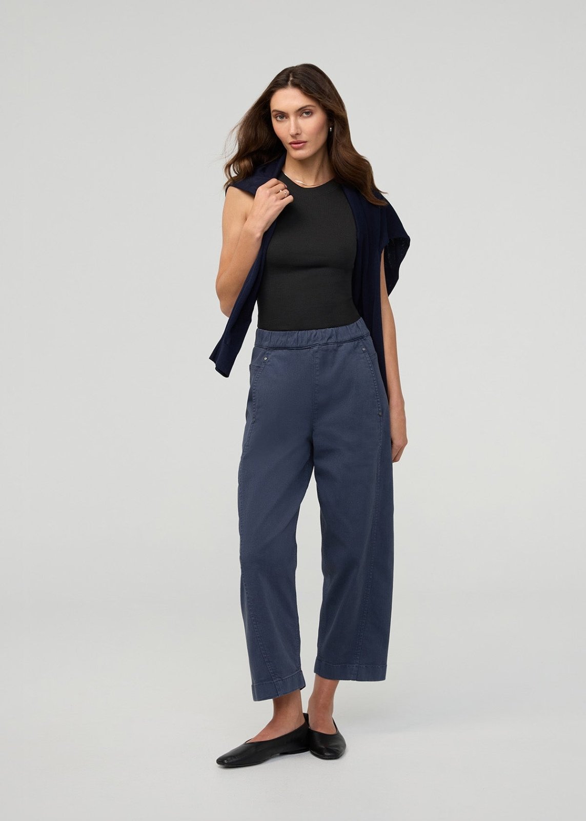 Women's Heritage Blue Barrel Pull On Pant full body
