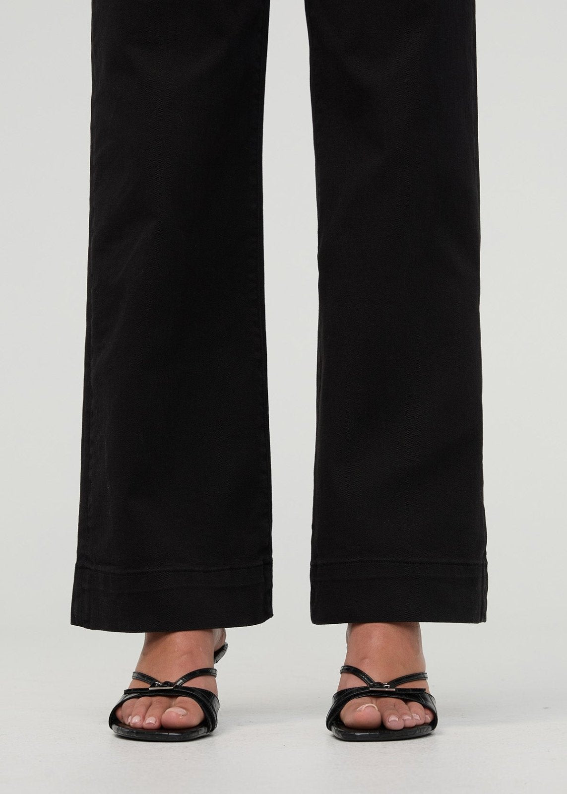 women's black flextwill high rise trouser full ankles