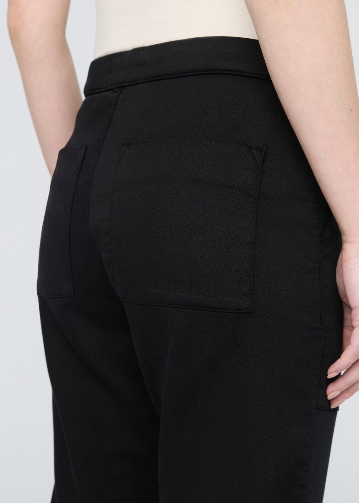 Women's Black Harbour Sweatpants Side back waistband detail