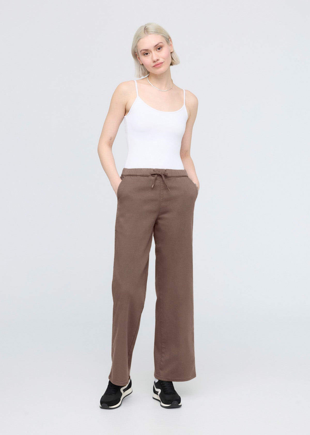 womens purple-brown wide leg sweatpants full body