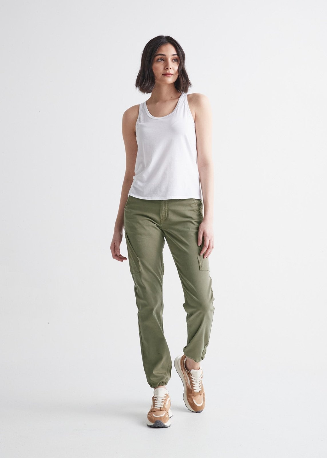 womens green water-repellent cargo pant full body