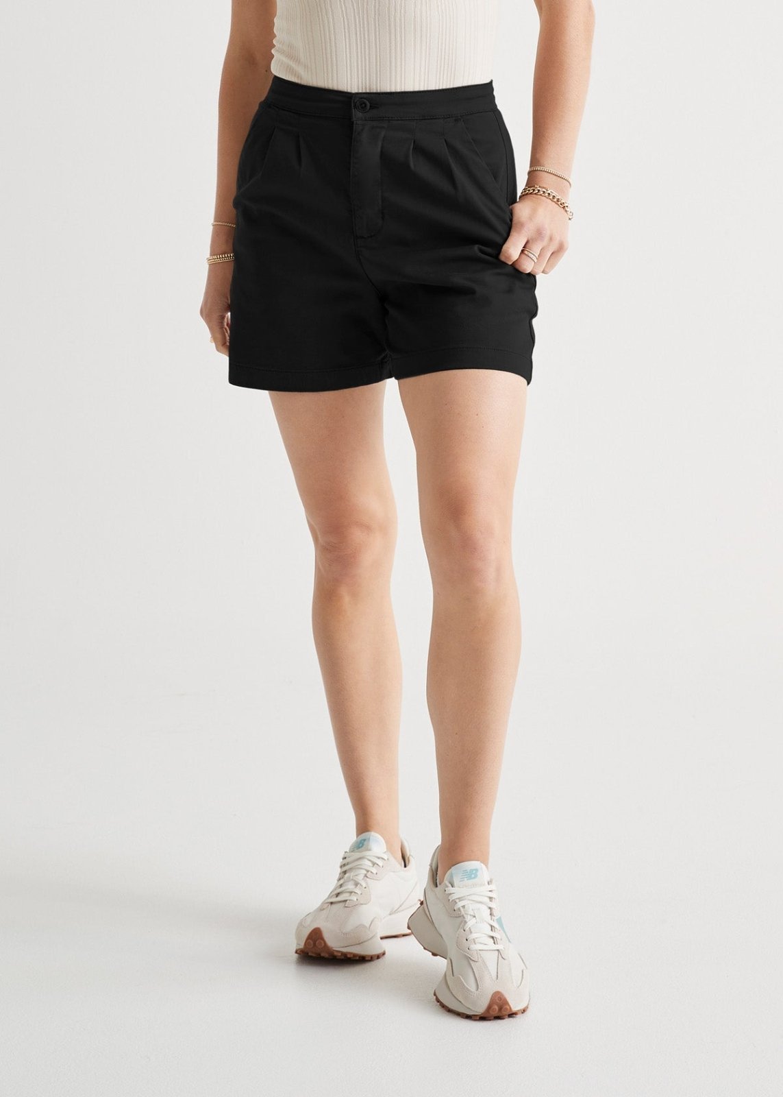 Women's Black Live Free Pleated Short Front