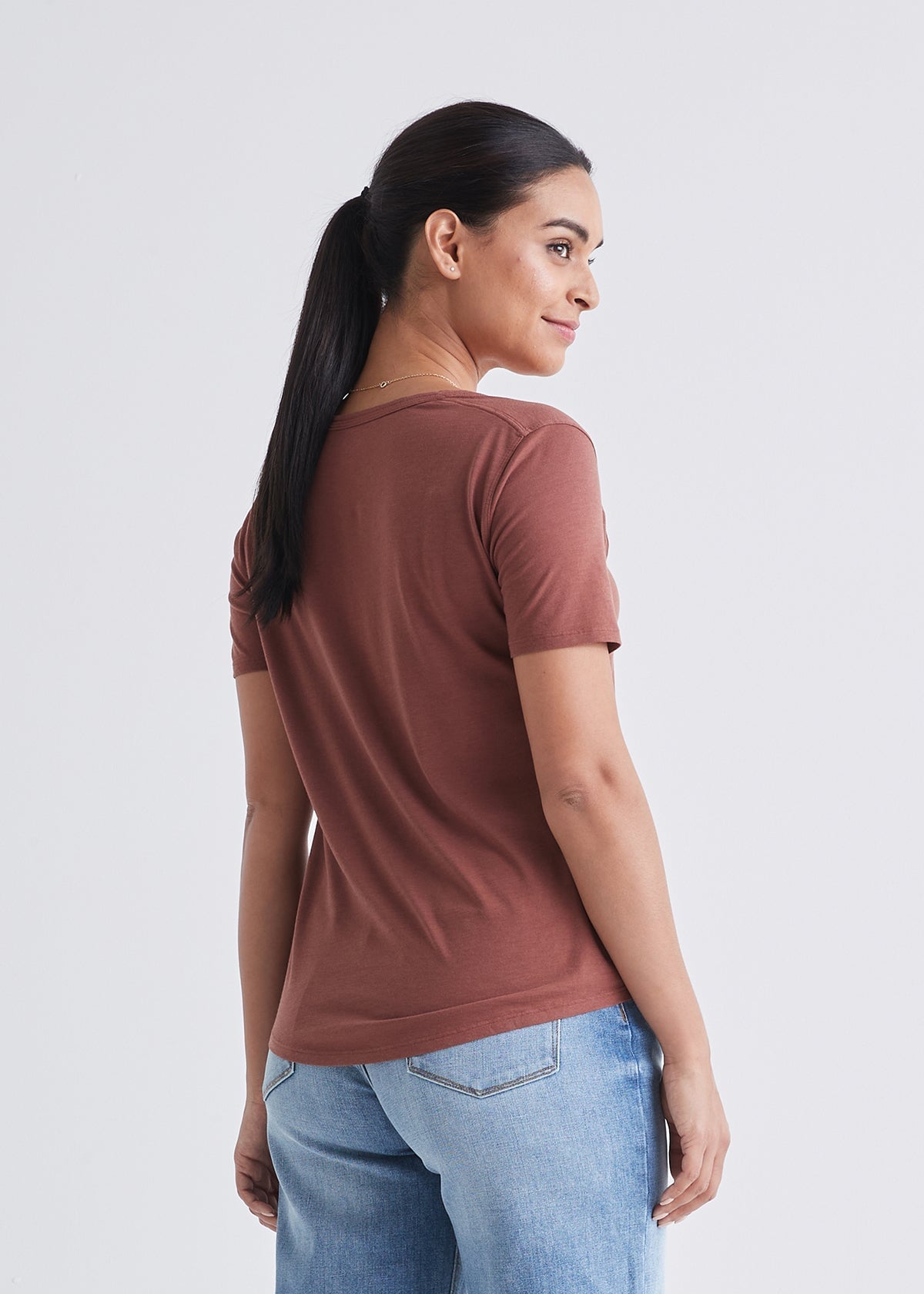 womens soft lightweight reddish-brown v-neck t-shirt back