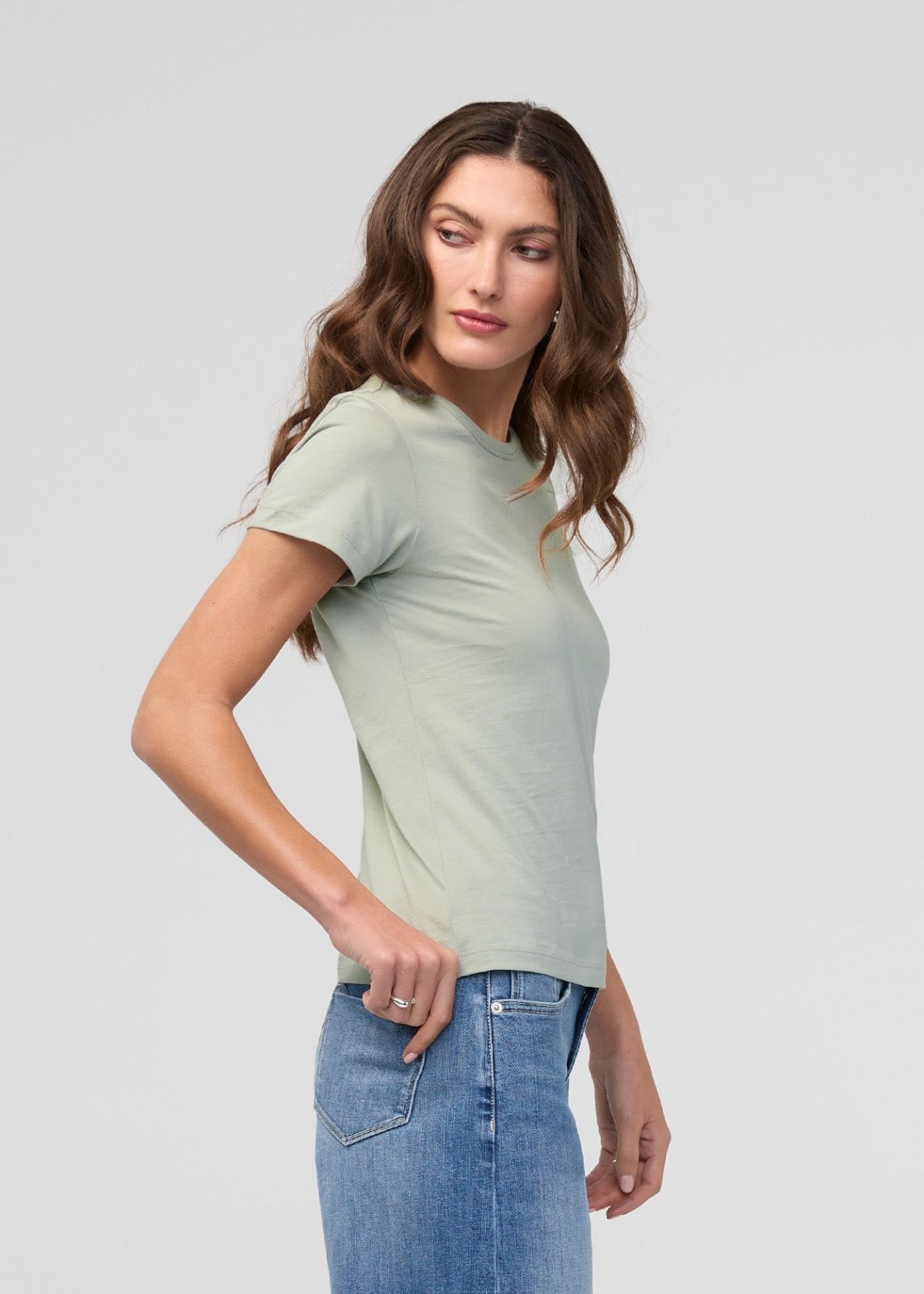 womens green 100% pima cotton fitted t-shirt side