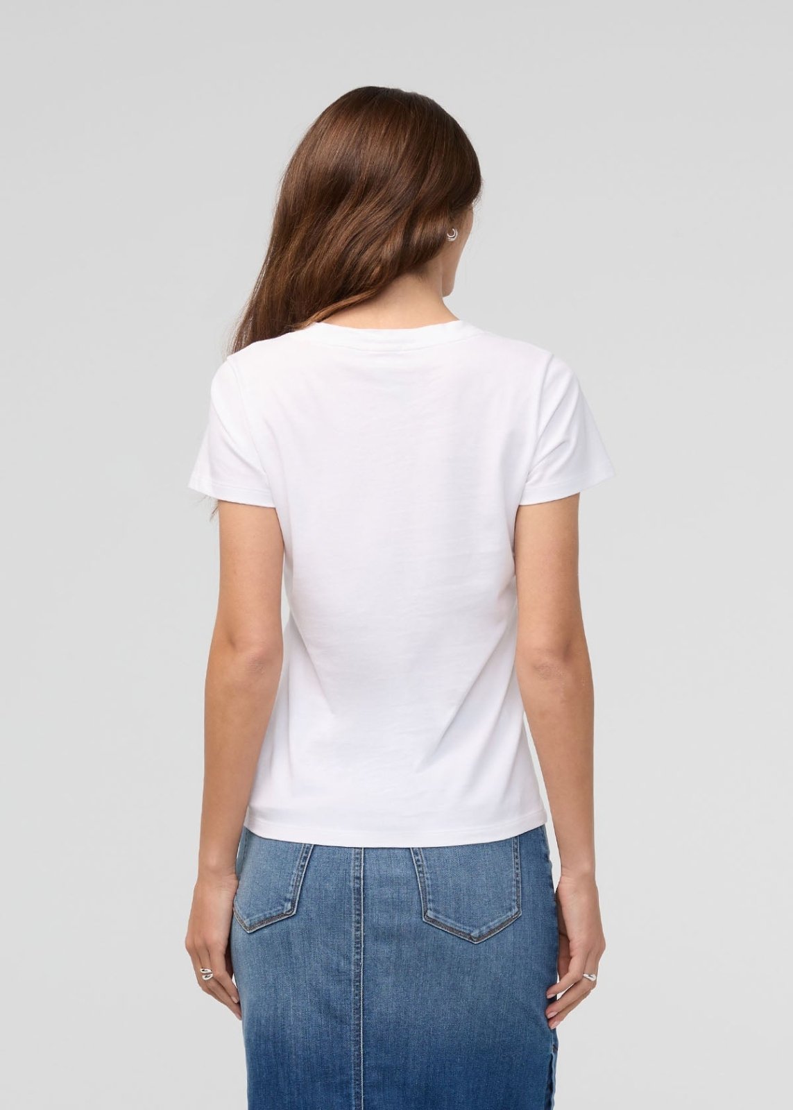 Women's White 100% Pima Cotton V-Neck Back