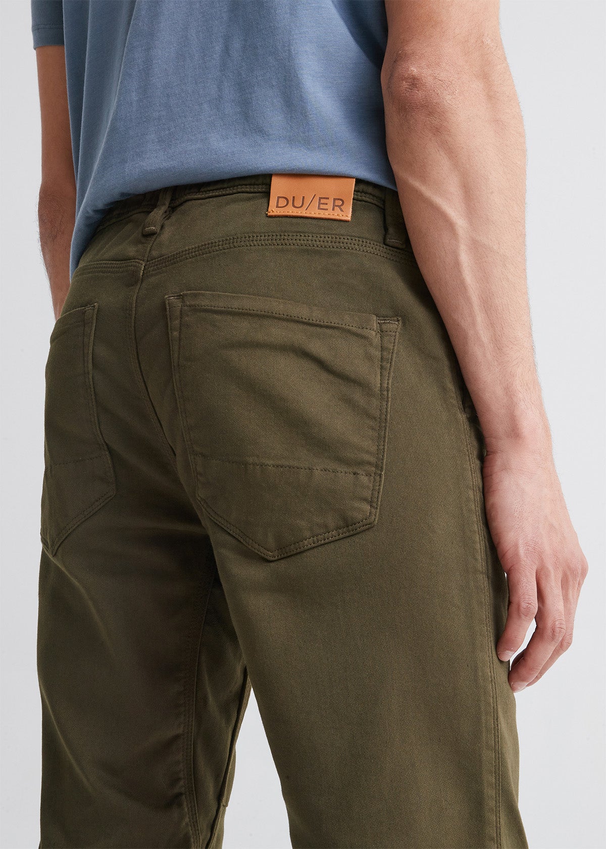mens army green athletic jogger back patch detail
