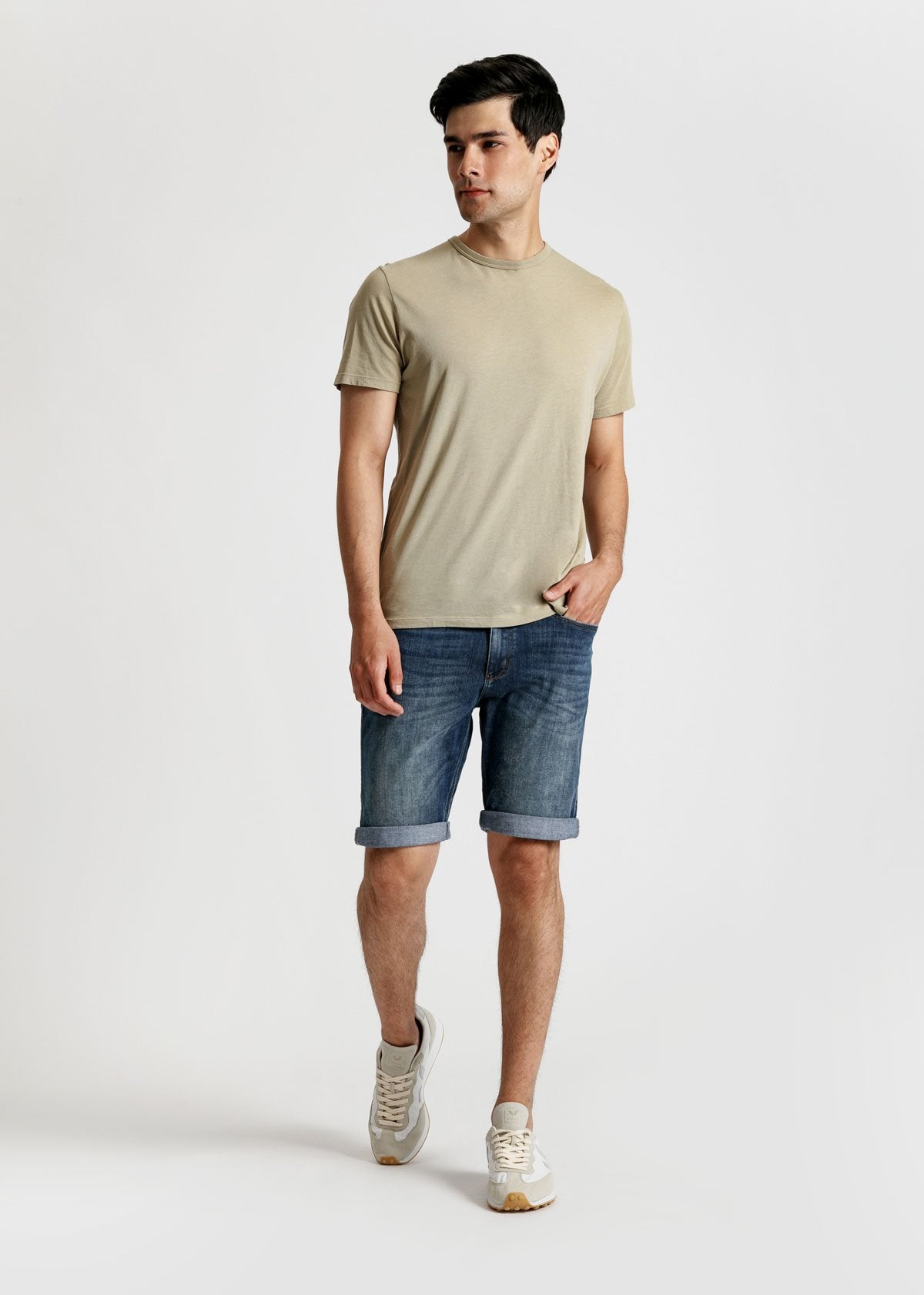 Light wash slim fit performance denim short full body