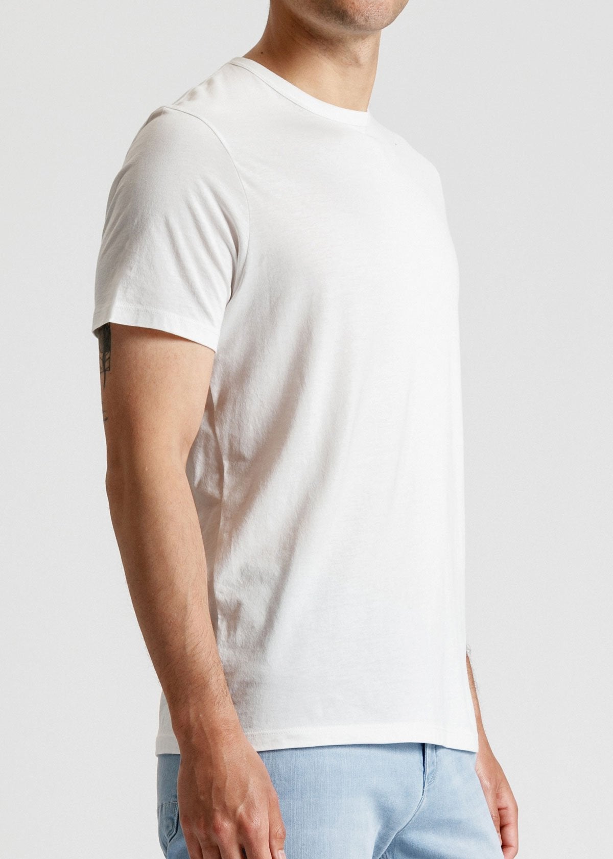 Mens soft lightweight white t-shirt side