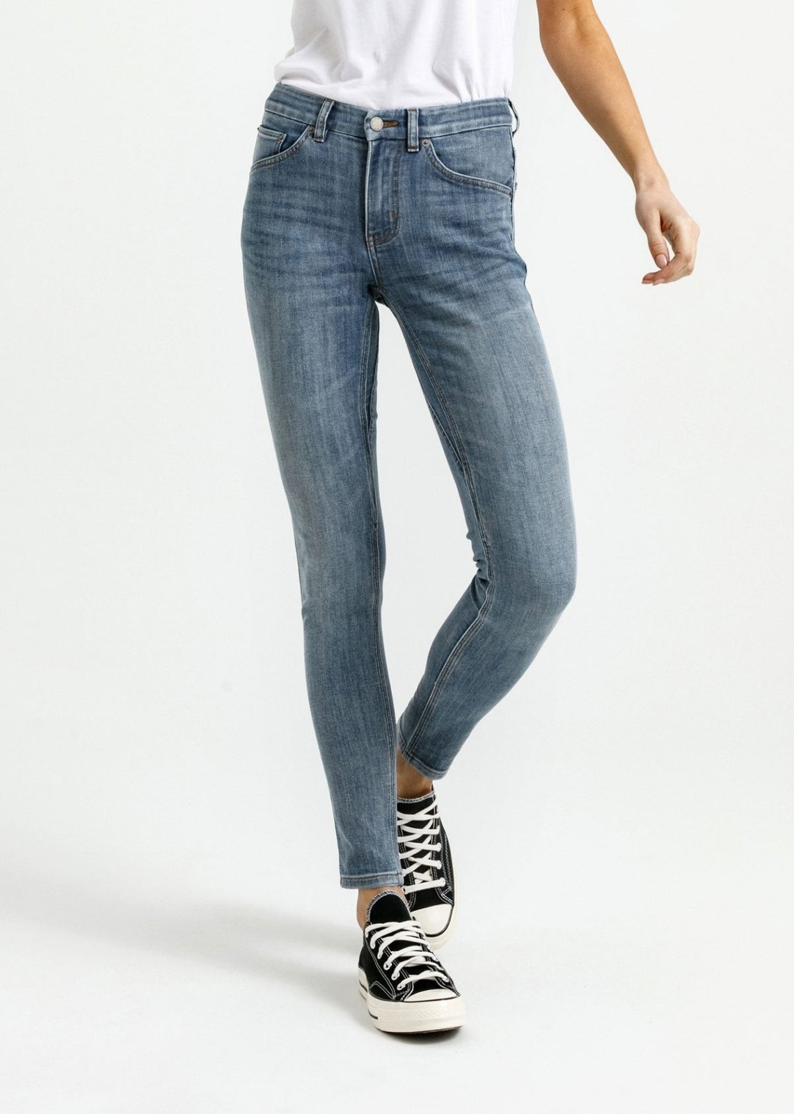 womens medium blue mid rise skinny fit stretch jeans front