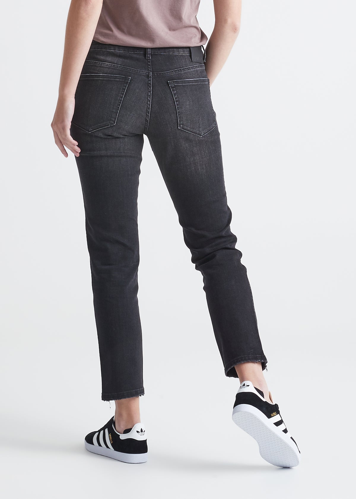womens relaxed fit vintage black stretch jeans back