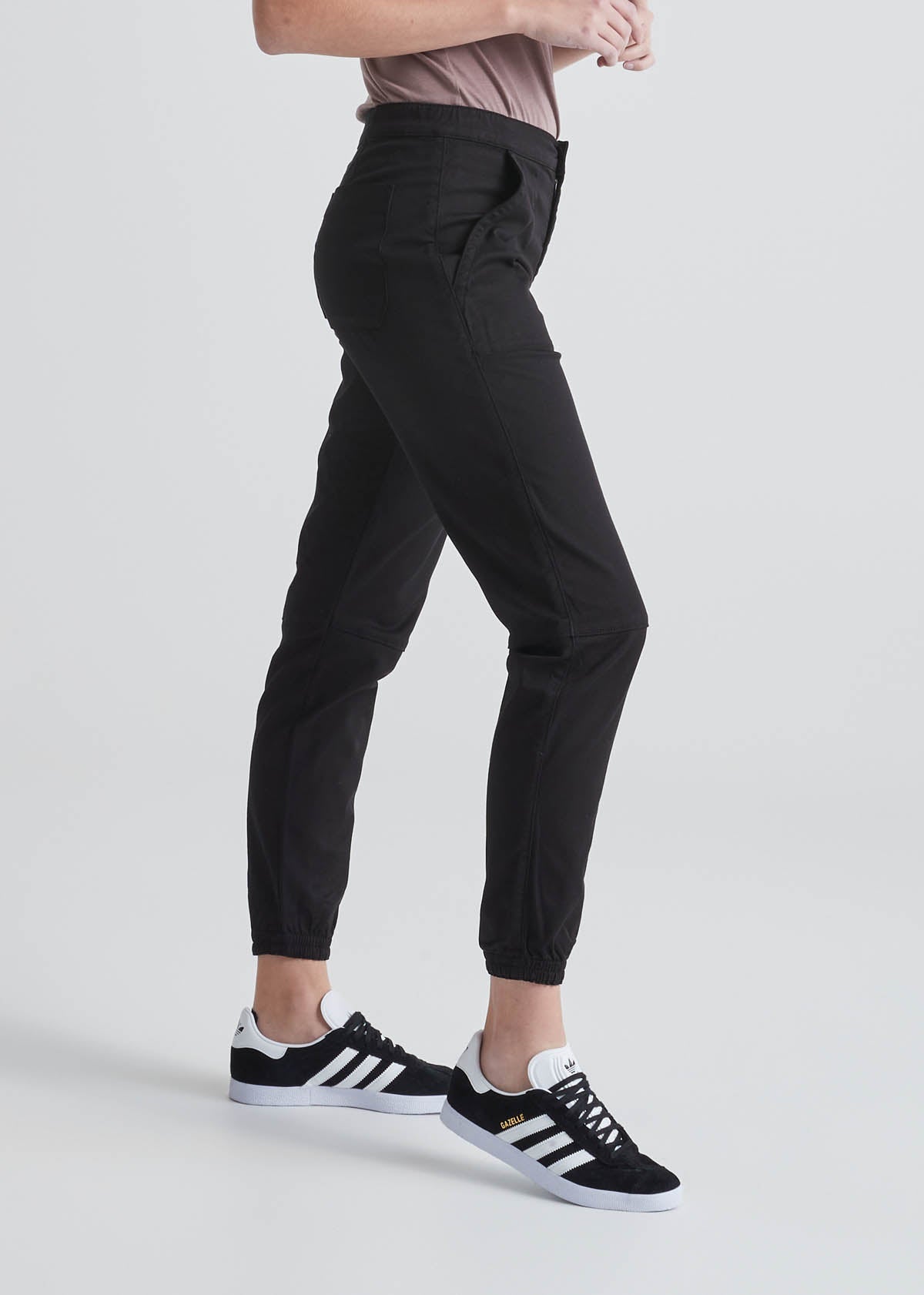 Women's - Athletic Essential Jersey Flare Joggers in Black