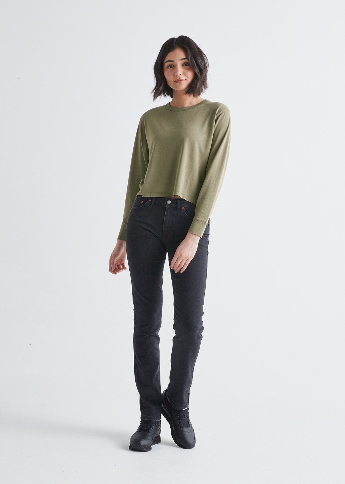 womens olive green midweight crop long sleeve tee full body